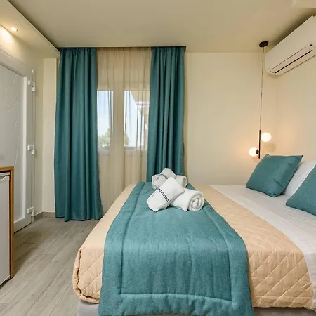 Alfa Boutique * コイニラ